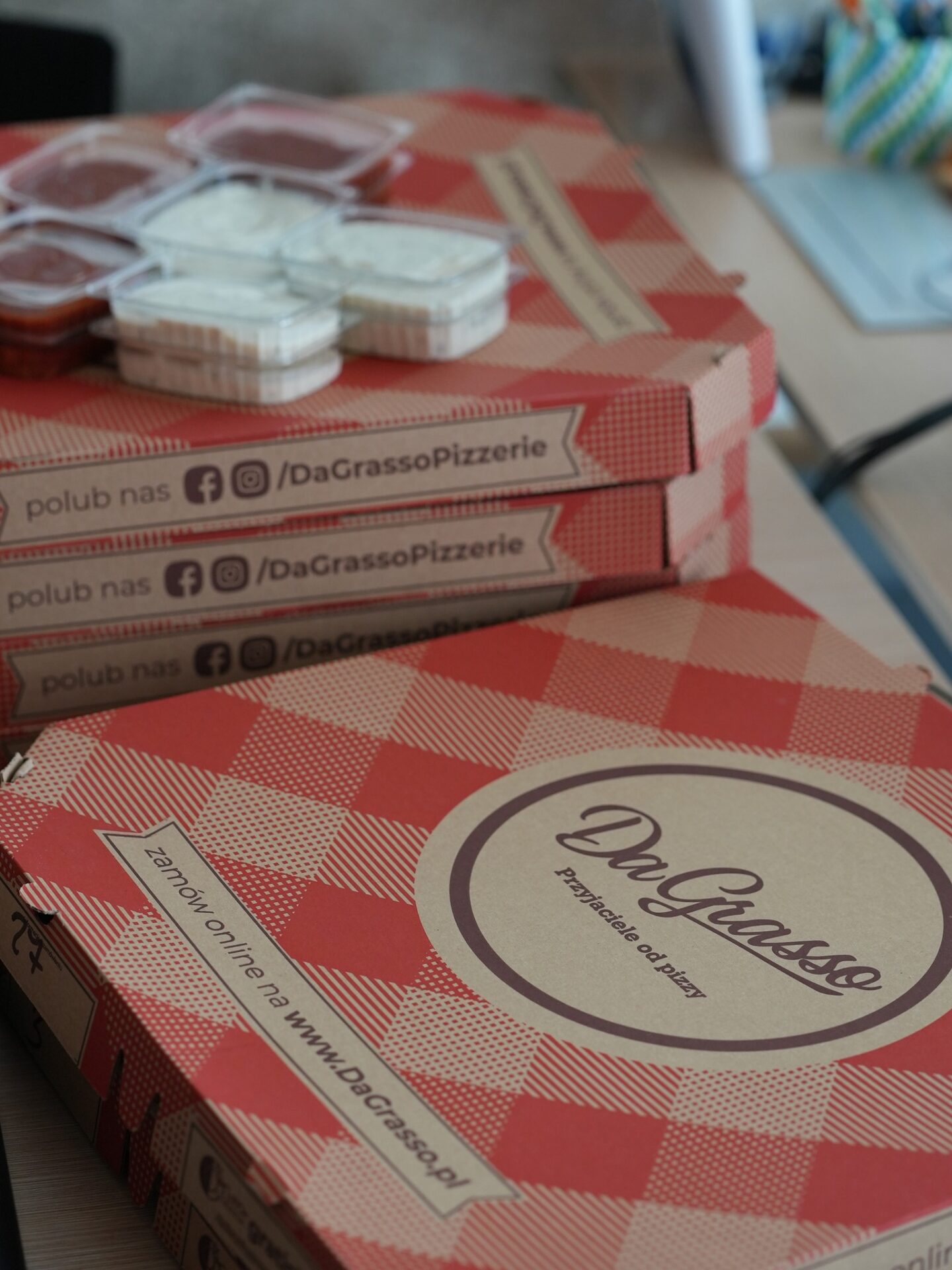 354162409 711712307427570 1745368578943447164 N