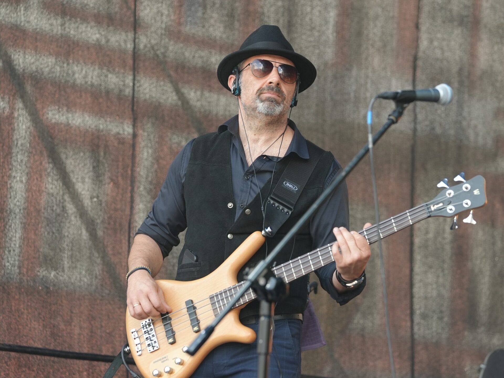 354639571 712679013997566 8724292322783807982 N