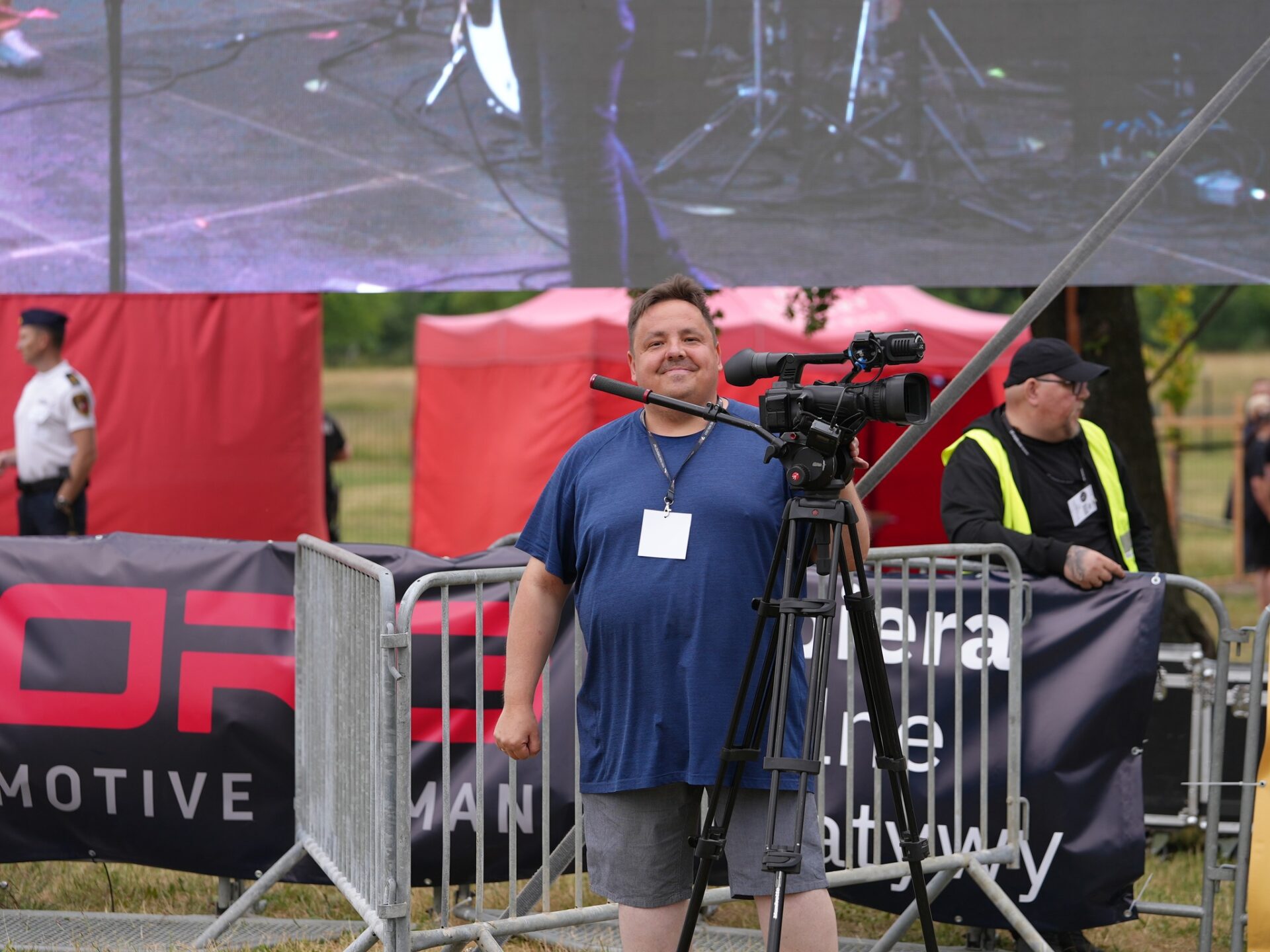 354659434 712267357372065 8607181043186826778 N