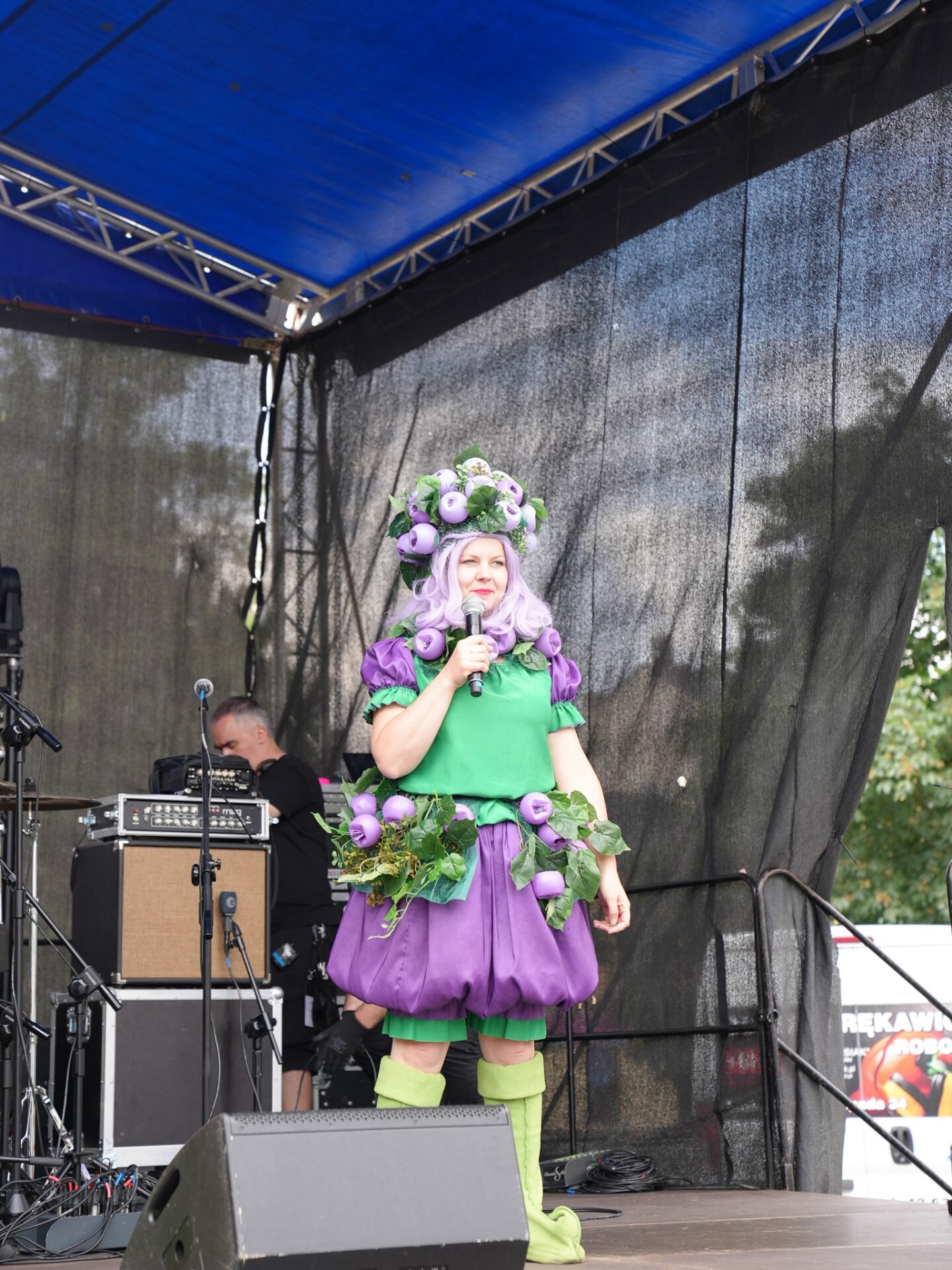 354872984 712677767331024 1131056355704755619 N