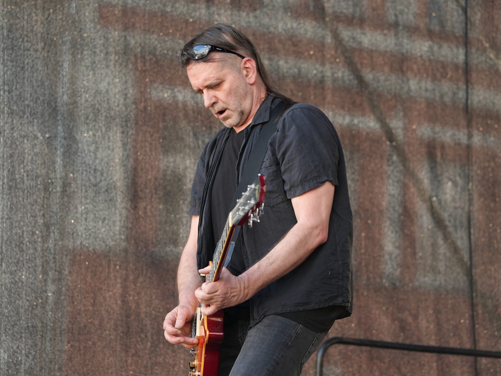 354999843 712758197322981 147153534926732001 N