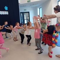 378517162 980141526398304 1568138175274470917 N