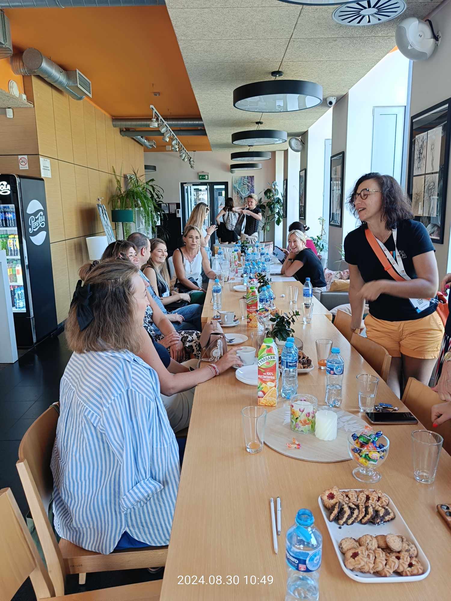 458144267 962148992383899 3508635169384792727 N