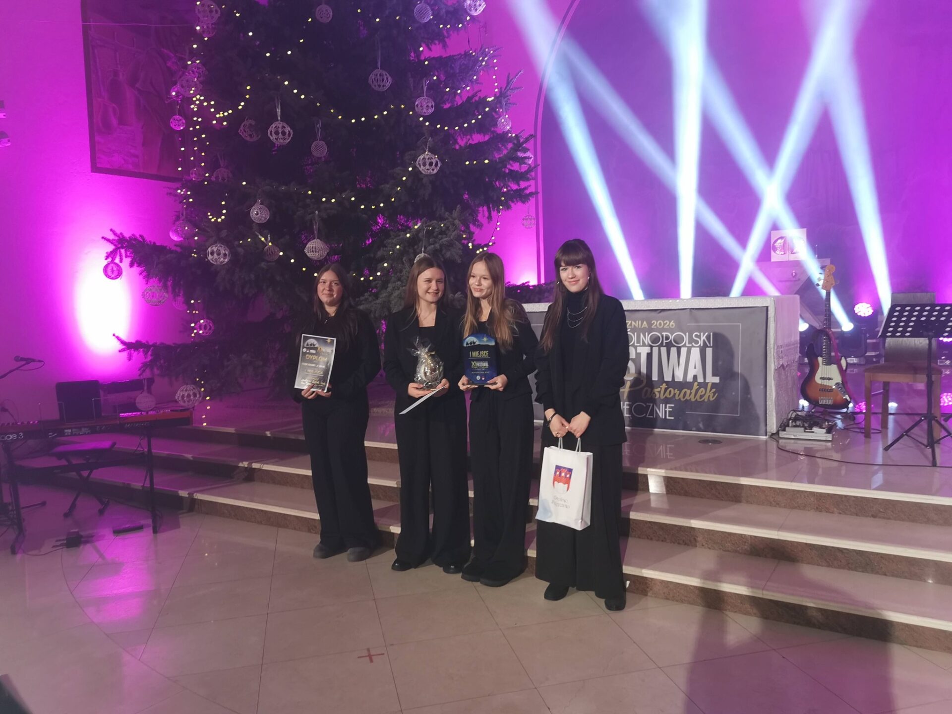 615397688 25483919721217441 4341736290803922267 N