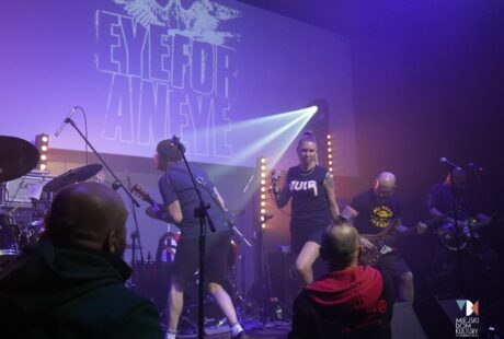na scenie kameralnej w Ratuszu grupa Eye for an eye