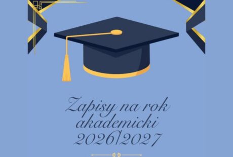 zdjęcie przedstawia zapisy na nowy rok akademicki Uniwersytetu Trzeciego Wieku, zapisy od 20 sierpnia dla kontynuujących naukę i dla nowych słuchaczy od 10 września