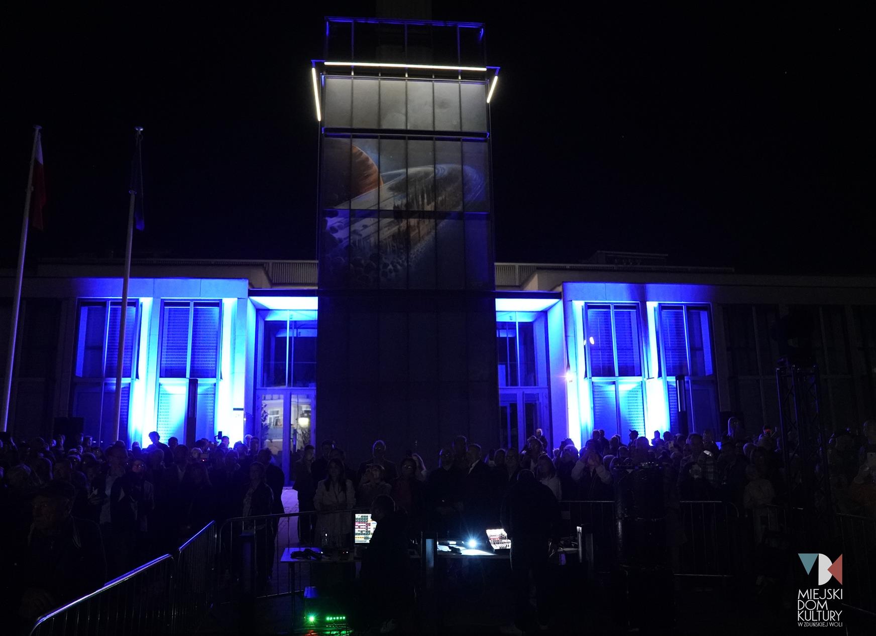 DSC07049 Copy